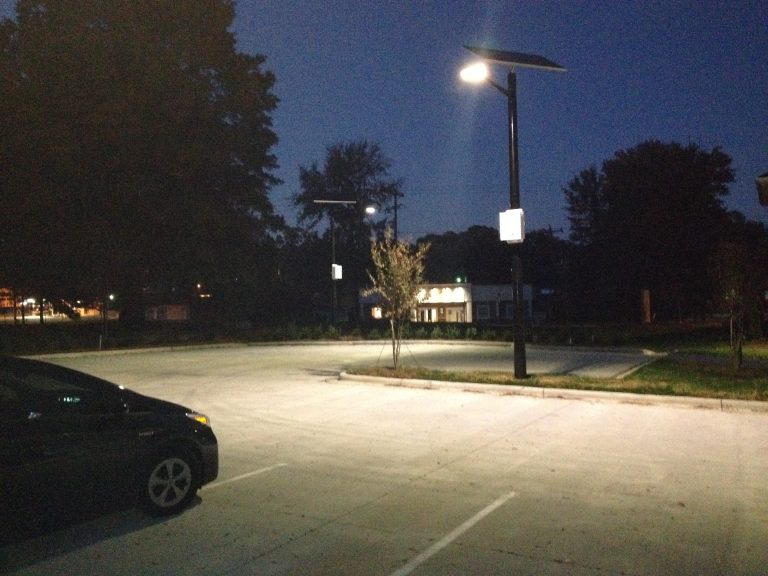 Why is Commercial Solar Lighting Gaining Popularity?